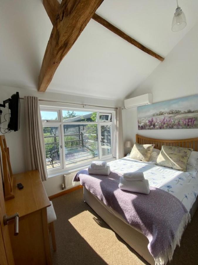 Baileys Farm Bed and Breakfast Kings Walden Esterno foto